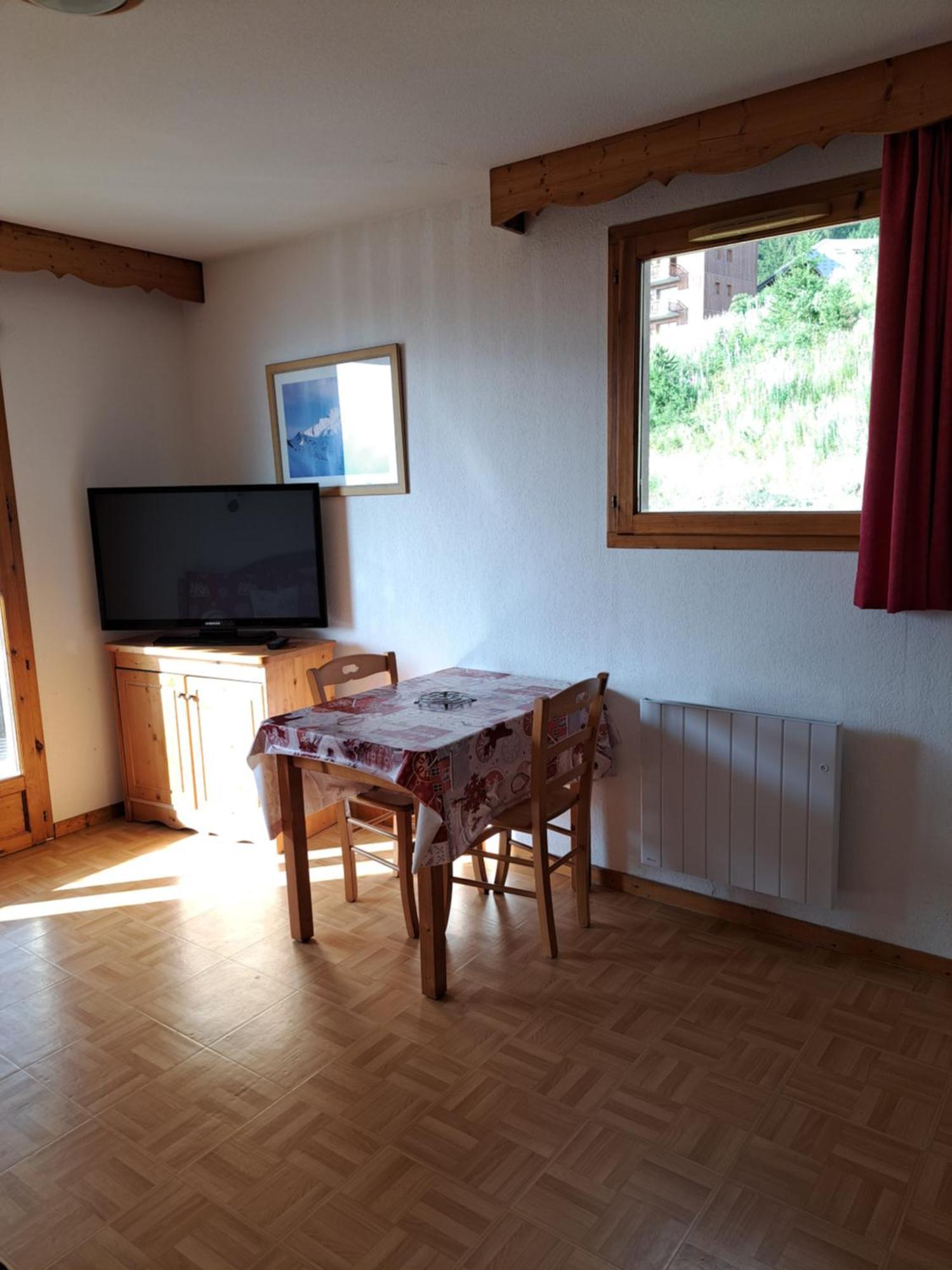 Apartment Avec Balcon - 2 Personnes *